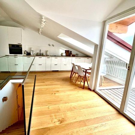 Ferienwohnung Gmunden Skyline Exterior foto
