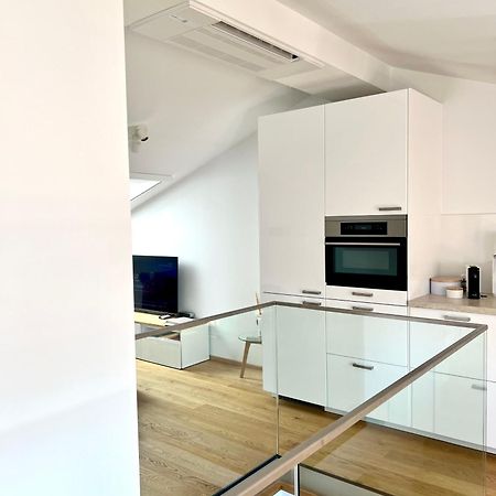 Ferienwohnung Gmunden Skyline Exterior foto